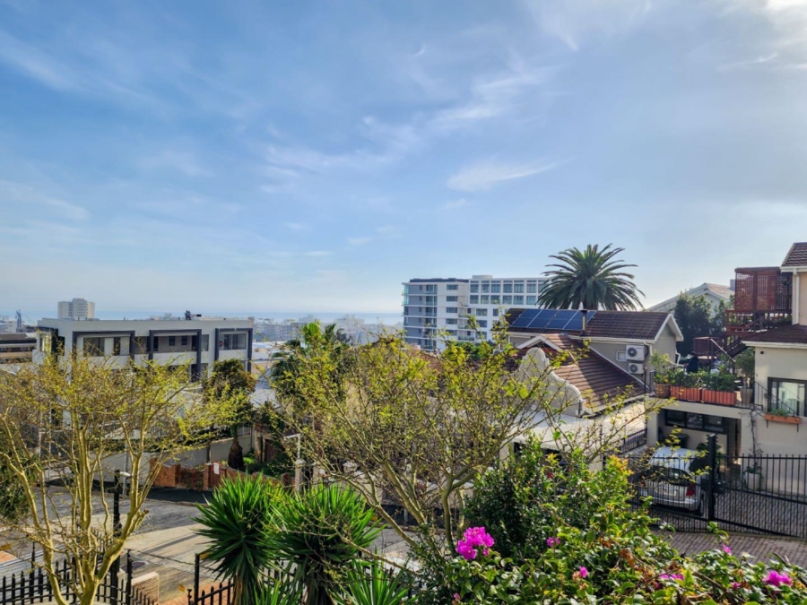 To Let 2 Bedroom Property for Rent in Sea Point Western Cape